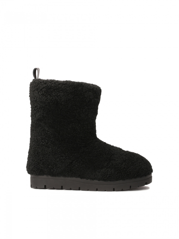 Black snow boots with sheep's wool  KS IRIS