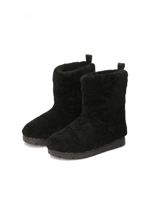 Black snow boots with sheep's wool  KS IRIS