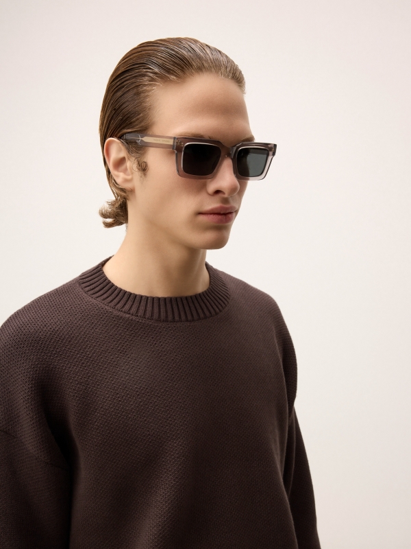 Grey polarized wayfarer glasses  KYNLEE